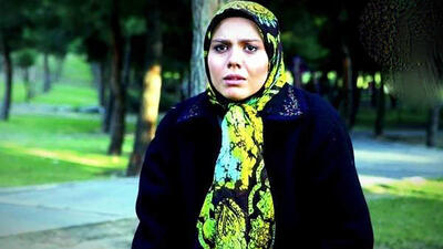 عکس‌های زیبای بازیگر آوای باران در یک لوکیشن خیره‌کننده
