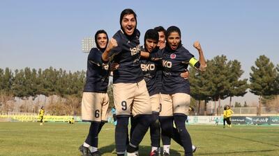 کارت دعوت ‌AFC، برای دختران خاتون بم