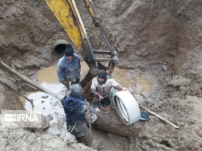 قطع آب ۵۸ روستای معمولان پلدختر در پی شکستگی خط انتقال