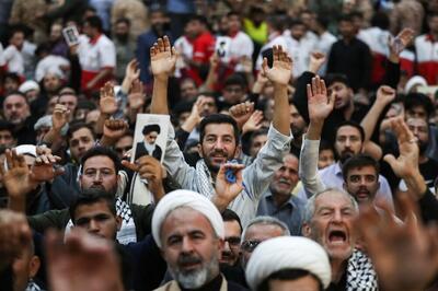 لبیک دانشگاهیان به رهنمودهای رهبری در سالروز ارتحال امام خمینی (ره)