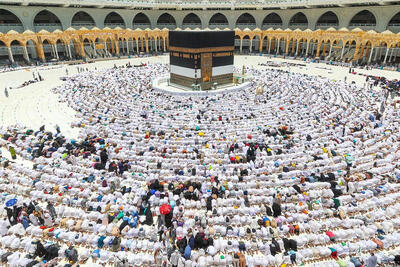 نظر آیت الله سیستانی درباره عدم طواف در عمره تمتع بر اثر فراموشی