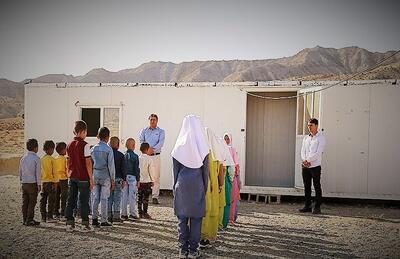 مدارس کانکسی و سنگی کرمان حذف می شوند
