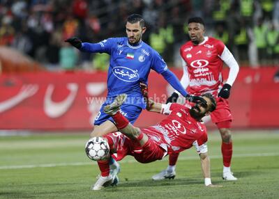 کوچ استقلال و پرسپولیس به ورزشگاه قدیمی تهران - پارس فوتبال