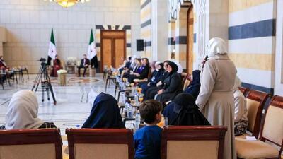 قاب متفاوت از جولانی و همسرش در یک مراسم/عکس