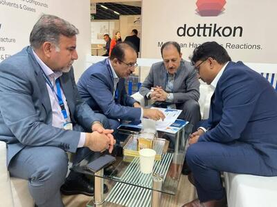 بازدید مدیران شیران و نیرو کلر از نمایشگاه بین‌المللی Chemspec