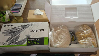 وقتی به‌جای کارت گرافیک RTX5090 سه هزار دلاری، ماکارونی و برنج تحویل می‌گیرید!