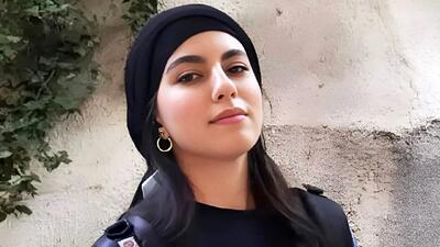 گریه جگرسوز مادر الهه حسین‌نژاد بر سر مزار او + فیلم
