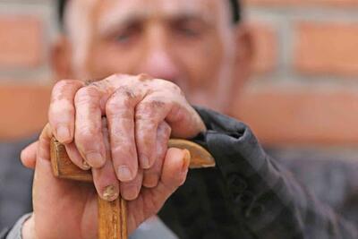 گلستان محروم از صنایع بزرگ/باید به داد جامعه سالمندی رسید - تسنیم