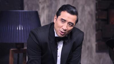 خداداد عزیزی: علی پروین به من گفت اگر می‌خواهی در پرسپولیس بازی کنی باید ۵۰۰ تومان بدهی (فیلم)