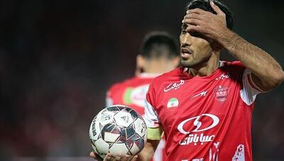 وحید امیری یک فصل دیگر در پرسپولیس ماندنی شد