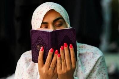 آیا بعد از کاشت ناخن می توان وضوی جبیره گرفت؟