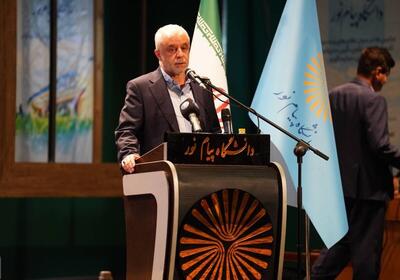 جامعه برای جلوگیری از گسست نسلی به ترویج فرهنگ ایثار و شهادت نیاز دارد