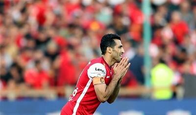 وحید امیری در پرسپولیس ماندنی شد؟