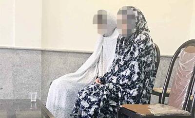 صدور کیفرخواست ۲ دختر قاتل در دادگاه/ ماجرای دختر ۱۸ ساله یک خانواده که همراه دوستش مادر و خواهرش را به قتل رساند