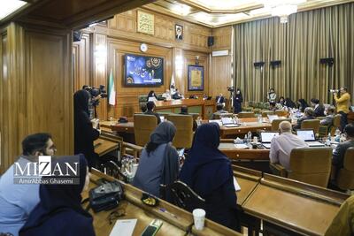 تعیین بهای خدمات استفاده از مراکز خدماتی همگانی خرید و فروش خودرو شهرداری تهران