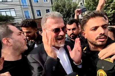 مدیرانی با موبایل در دست و تیمی بدون سرمربی؛ به استقلال مدل 1404 سلام کنید!
