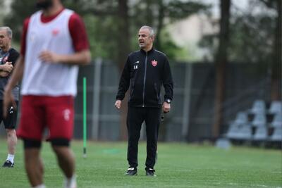 خیال پرسپولیس بابت ماندن کارتال برطرف شد - پارس فوتبال