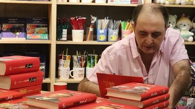 آشنایی بیشتر با زنده یاد بیژن اشتری؛ از مطالب سینمایی تا کتب سیاسی در مورد دیکتاتورها
