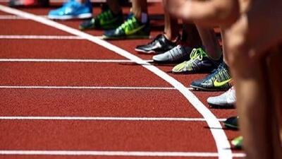 تجمع خانواده‌های تیم ملی دوومیدانی مقابل مجلس
