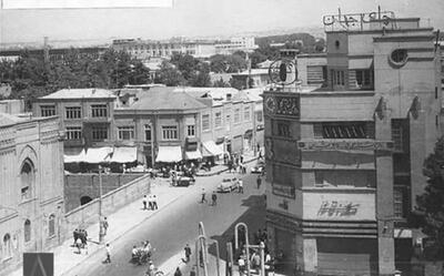 خیابانی در تهران دهه سی خورشیدی