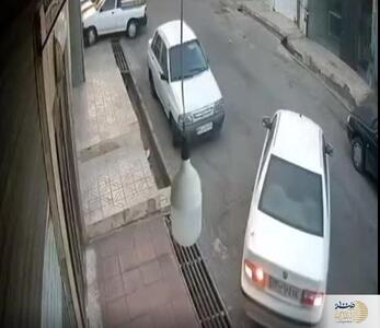 ویدیو/ ماجرای جالب سرقت لامپ با خودروی سمند در اسلامشهر