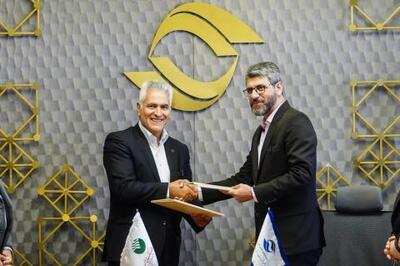 تفاهم‌نامه صندوق توسعه فیبرنوری میان سازمان تنظیم مقررات و پست بانک امضا شد