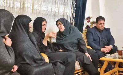 عصبانیت روزنامه اصولگرا از دیدار سخنگوی دولت و دختر پزشکیان با خانواده الهه حسین نژاد | اقتصاد24