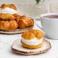 خودت تو خونه نون خامه ای خوشمزه و اذیذ درست کن!