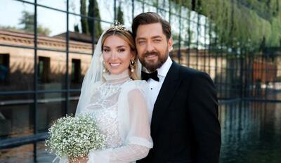 گردنبند زیبا و گران قیمت مینا مختاری همسر بهرام رادان + عکس‌جذاب