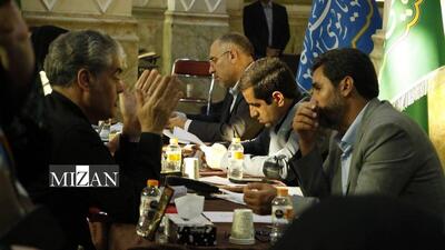 مسئولان دادگستری کل استان تهران در امامزاده صالح بن زین العابدین محله فرحزاد به مشکلات ۴۷ نفر رسیدگی کردند