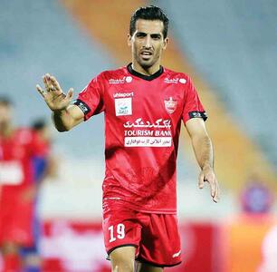 لحظه تمدید قرارداد وحید امیری با تیم پرسپولیس - پارس فوتبال