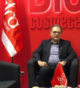 عوارض جوان‌سازهای پوستی غیر استاندارد و تزریق مواد نامعتبر در مراکز غیرمجاز