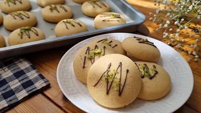 طرز تهیه شیرینی دو آرد مجلسی ترد در ۲۰ دقیقه!