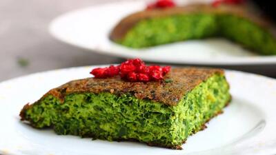 طرز تهیه کوکو سبزی ترد و پوک با پف عالی / کوکو سبزی مجلسی رو اینجوری درست کن