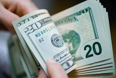 پیش بینی عجیب از قیمت دلار ۱۴۰۴/ قیمت دلار به ۲۰۰،۰۰۰ هزار تومان می‌رسد؟