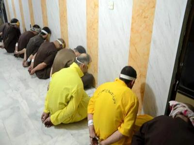لحظه تماس خانواده قمی که ۱۳ داعشی را لو داد/فیلم