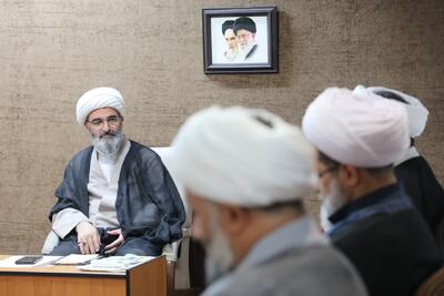 نماینده ولی‌فقیه در سمنان: کنگره شهدای روحانی بستر معرفی علما و روحانیت شود