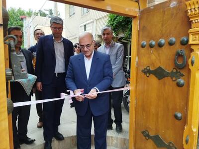 نمایشگاه «بهار بروجرد» افتتاح شد