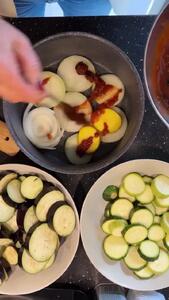 طرز تهیه تاساتوی، راتاتویی با طعم ایرانی تاس کباب بدون گوشت + فیلم