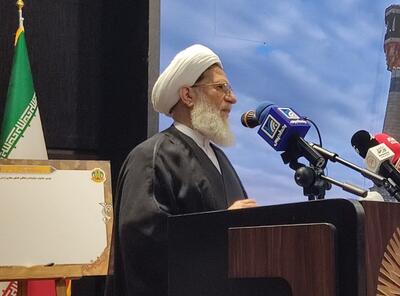 رئیس سازمان عقیدتی سیاسی ارتش: بدون حضور موثر در فضای مجازی، فکر حاکمیت در فضای حقیقی توهمی بیش نیست