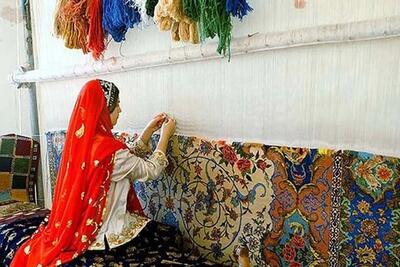 نگاهی کوتاه بر حال‌وروز فرش ایرانی هم‌زمان با روز جهانی صنایع‌دستی | گسست تاروپود