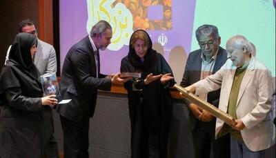 «سیروس الوند» گواهینامه درجه یک هنری گرفت