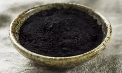 طرز تهیه سرمه چشم خانگی با مواد طبیعی