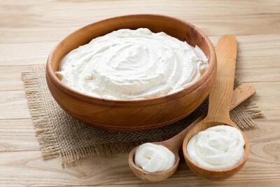 طرز تهیه ماست سفت و چکیده (+نکات مهم)