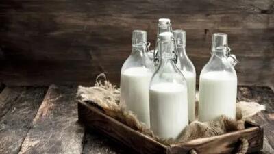 شیر گرم یا سرد؛ کدام یک را قبل از خواب بنوشیم؟