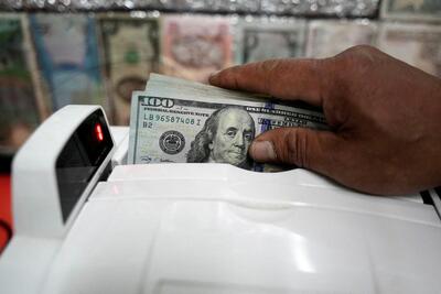 کاهش ۱۰ درصدی سهم دلار در بازار ذخایر ارزی جهان در یک دهه گذشته