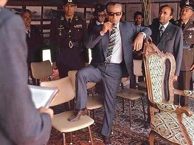 شاه گفت به انگلیسی‌ها بگو که جرائد ما، پدر شما را در می‌آورند