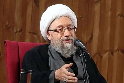 آملی لاریجانی: هیچ‌کس حق عقب‌نشینی از خطوط قرمز نظام را ندارد