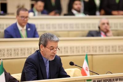 ماندن صدیقی در کسوت امام جمعه دهن‌کجی به مردم بود