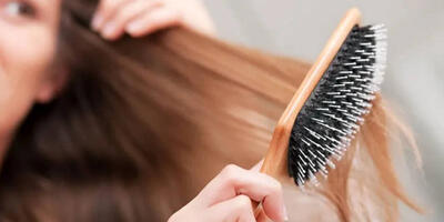 برای جلوگیری از گره خوردن مو، هرروز این کارها را انجام دهید